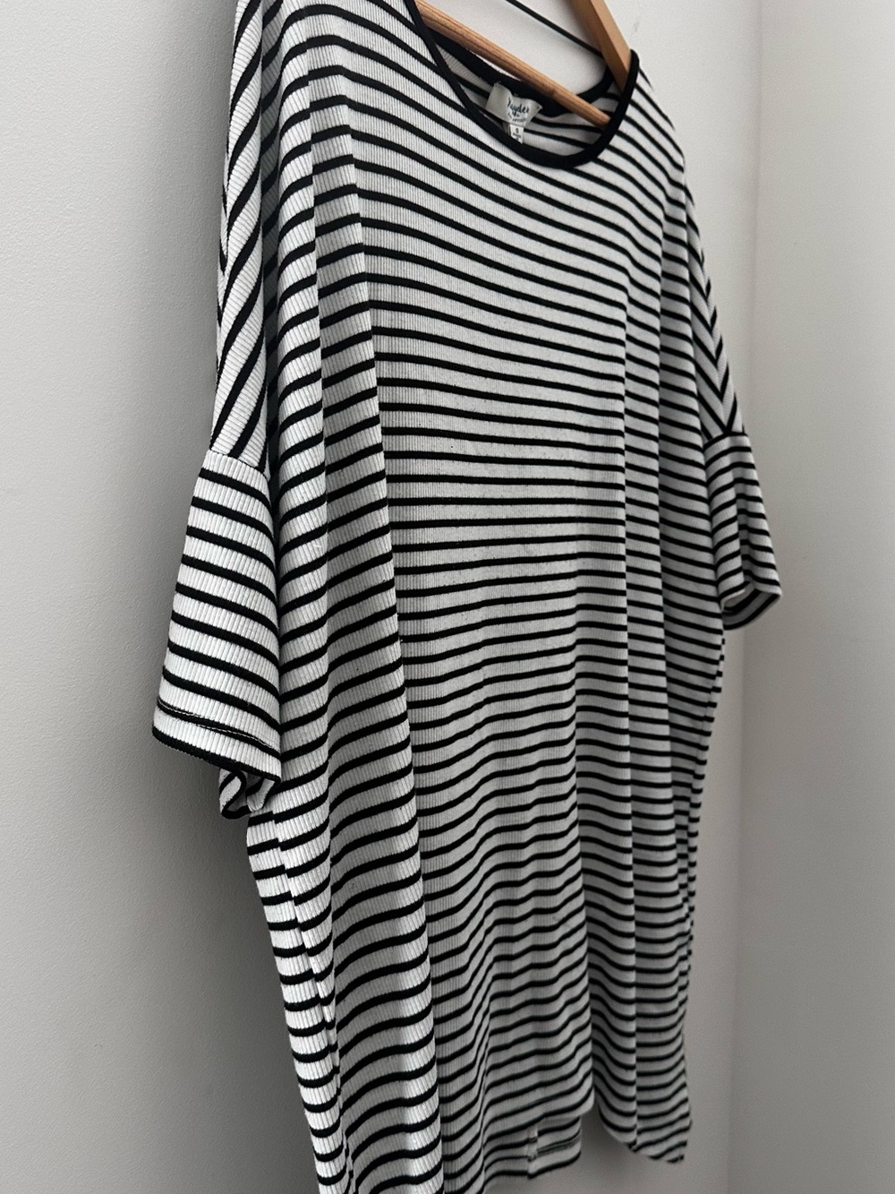 oversized striped short sleeve top